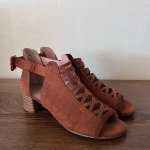 Topshop heeled booties - size 8.5 (EU 39)